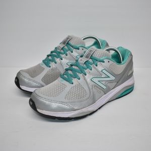 New Balance 1540 V2 Running Shoe Size 9.5